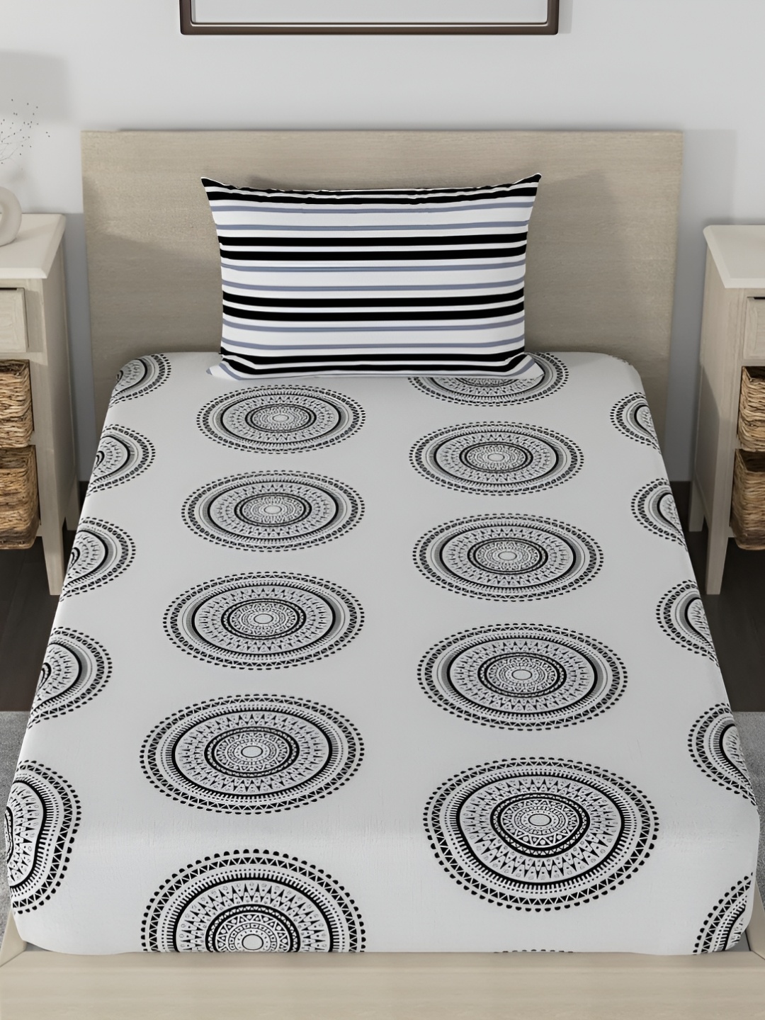 

PHOEBEE White & Black Geometric Cotton 120 TC Single Bedsheet With 1 Pillow Cover