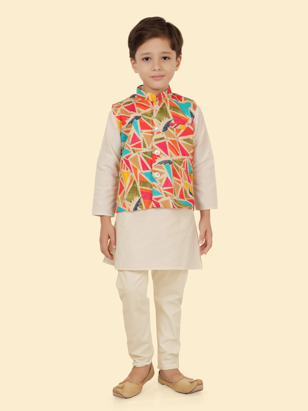 

Ethniks Neu-Ron Boys Printed Regular Kurta with Pyjamas, White