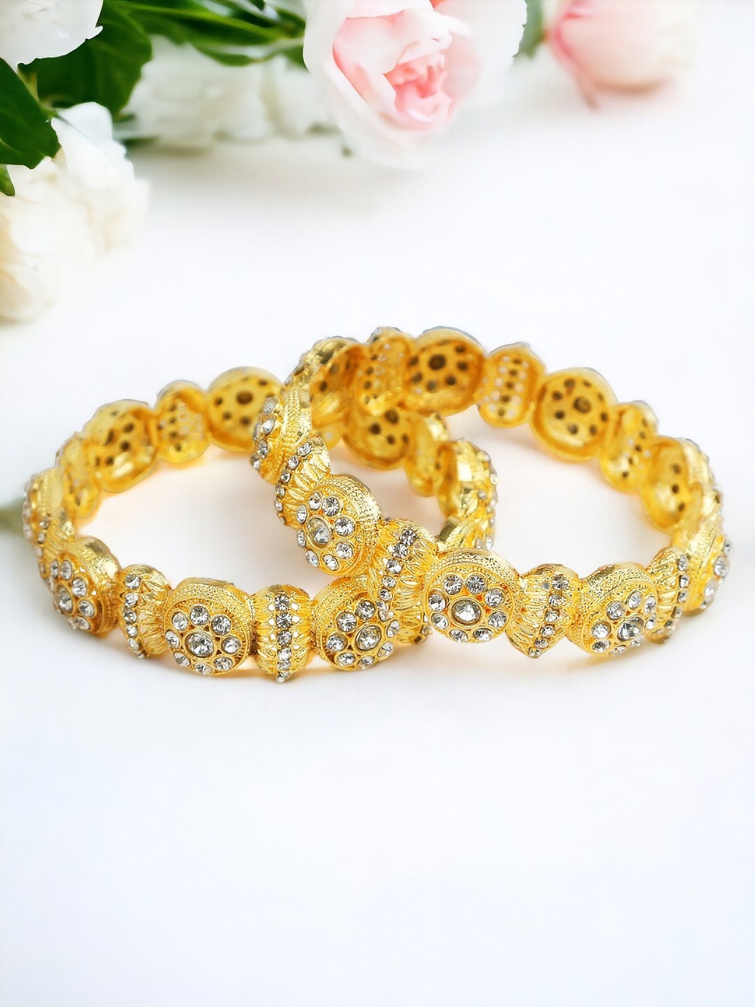 

FEMMIBELLA Set Of 2 Gold Plated Cubic Zirconia Stone Studded Bangle