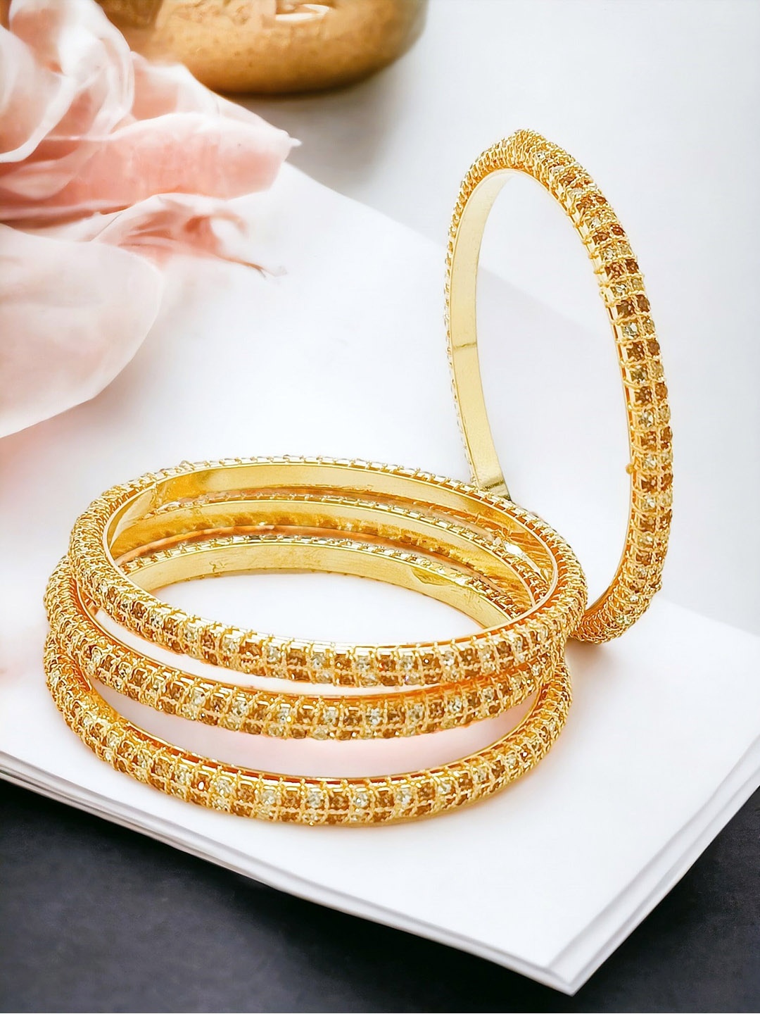 

FEMMIBELLA Set Of 4 Gold-Plated Cubic Zirconia Stone-Studded Bangles