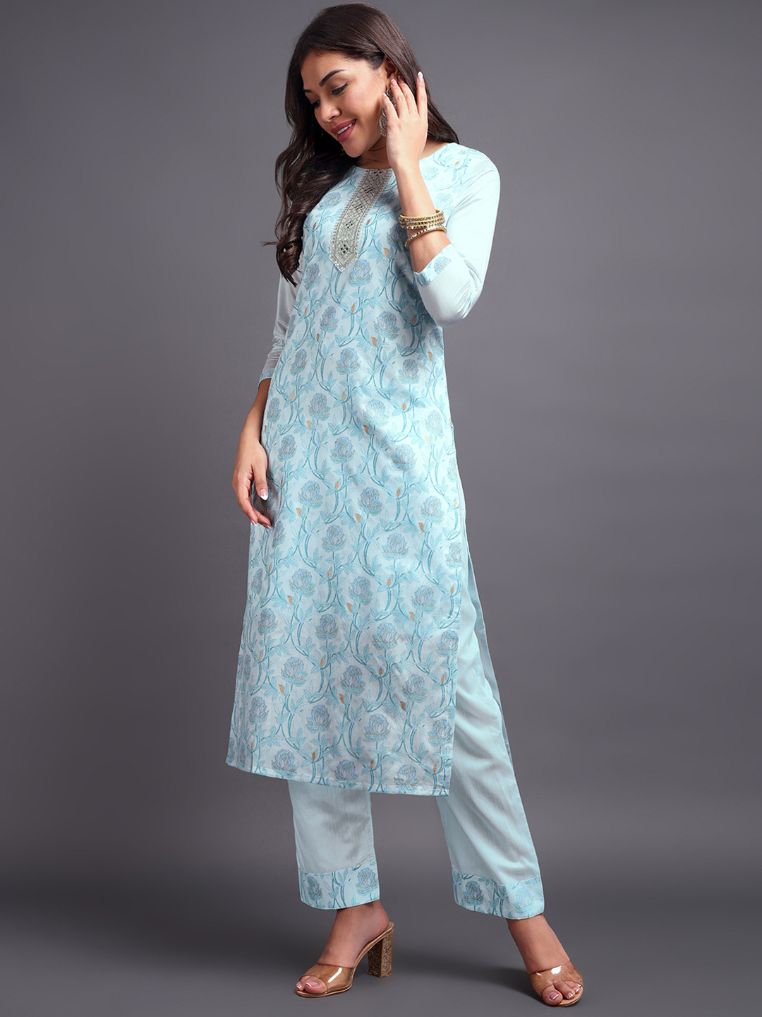 

DISHWA FASHION Regular Sequinned Chanderi Silk Straight Kurta with Trousers & Dupatta, Blue