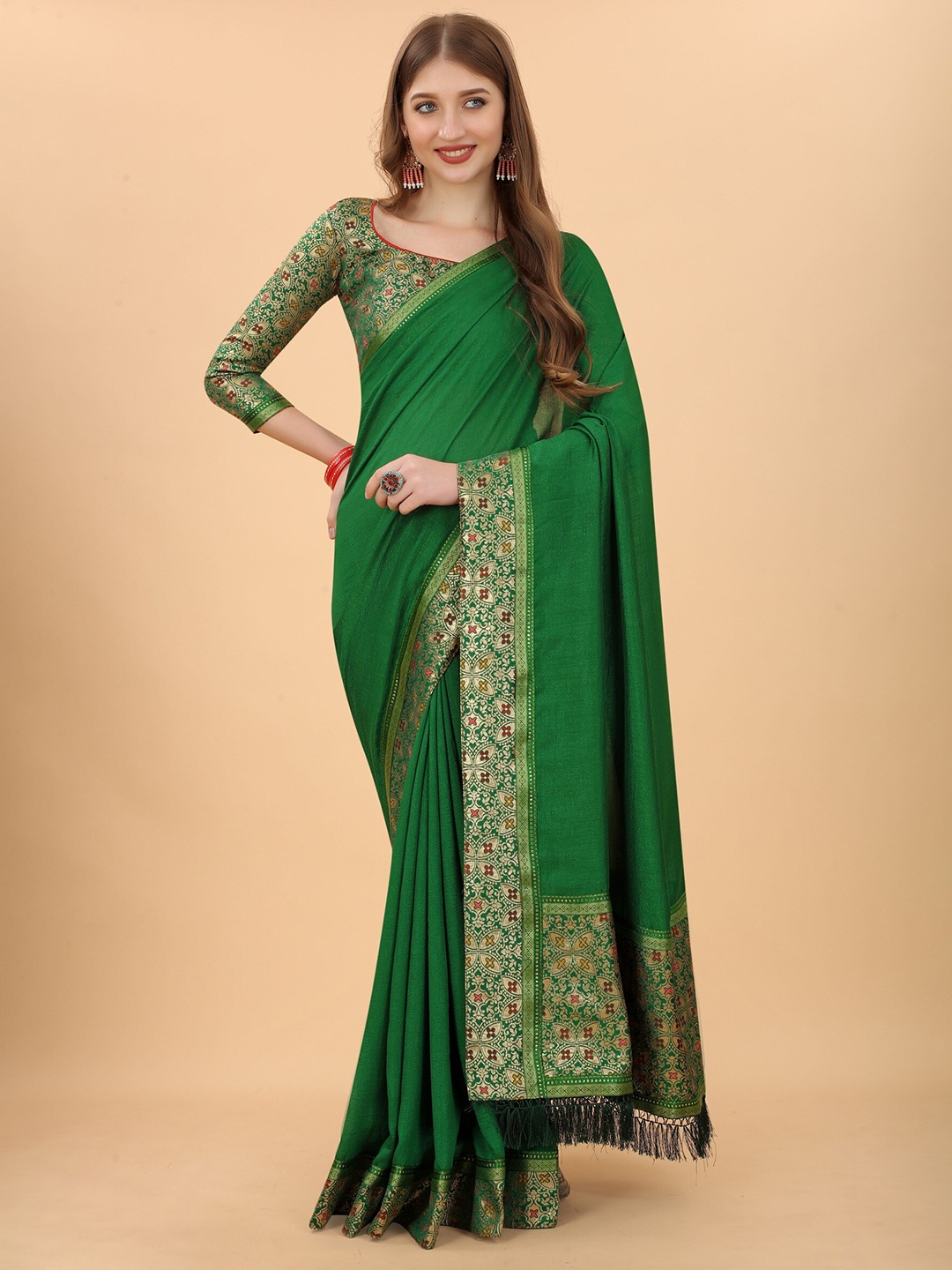 

ASTEYAM Women Zari Pure Silk Saree With Blouse piece, Green