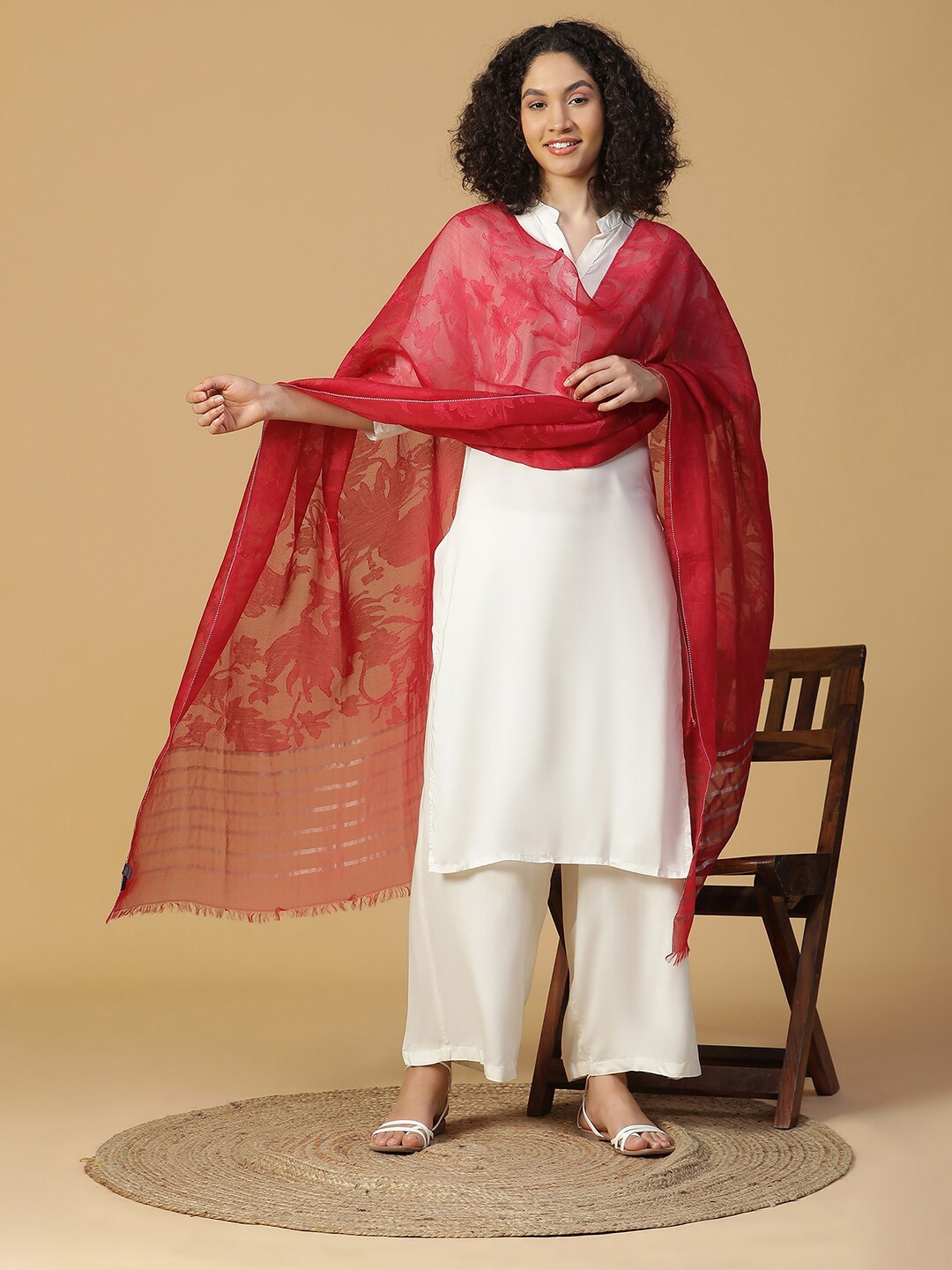 

SHINGORA Woven Design Jacquard Dupatta, Maroon