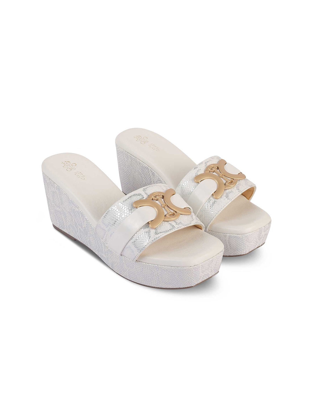 

Tresmode Textured Embellished Open Toe Wedges, White