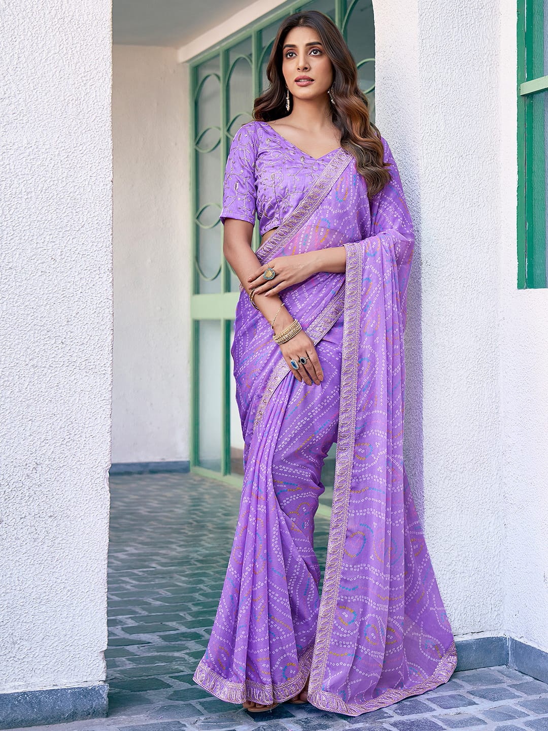 

Satrani Bandhani Embroidered Pure Chiffon Bandhani Saree, Lavender