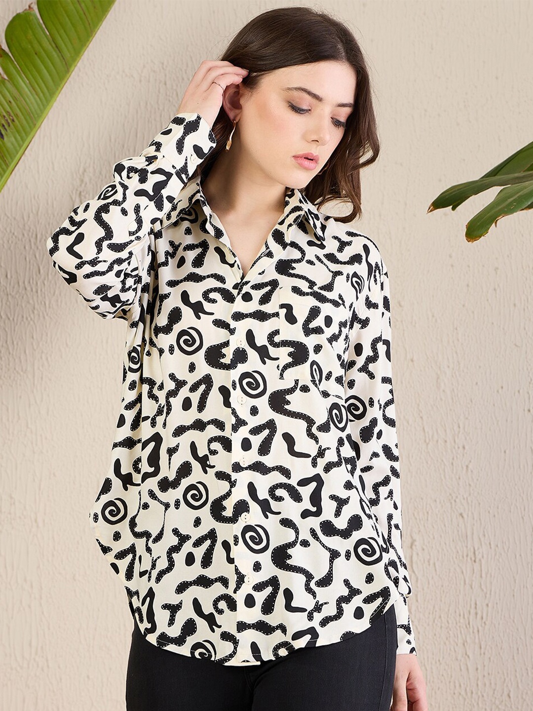 

MAGRE Beige Relaxed Animal Printed Casual Oversized Shirt