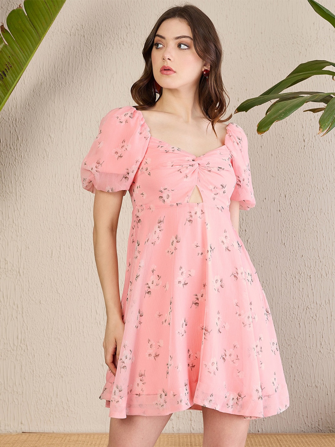 

MAGRE Floral Printed Short Puff Sleeves Front Knot A-Line Dress, Pink