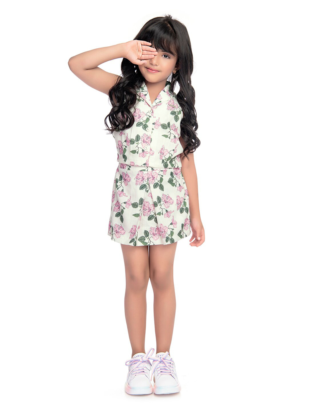 

Tiny Baby Girls Printed Shirt Collar Top with Shorts, Cream