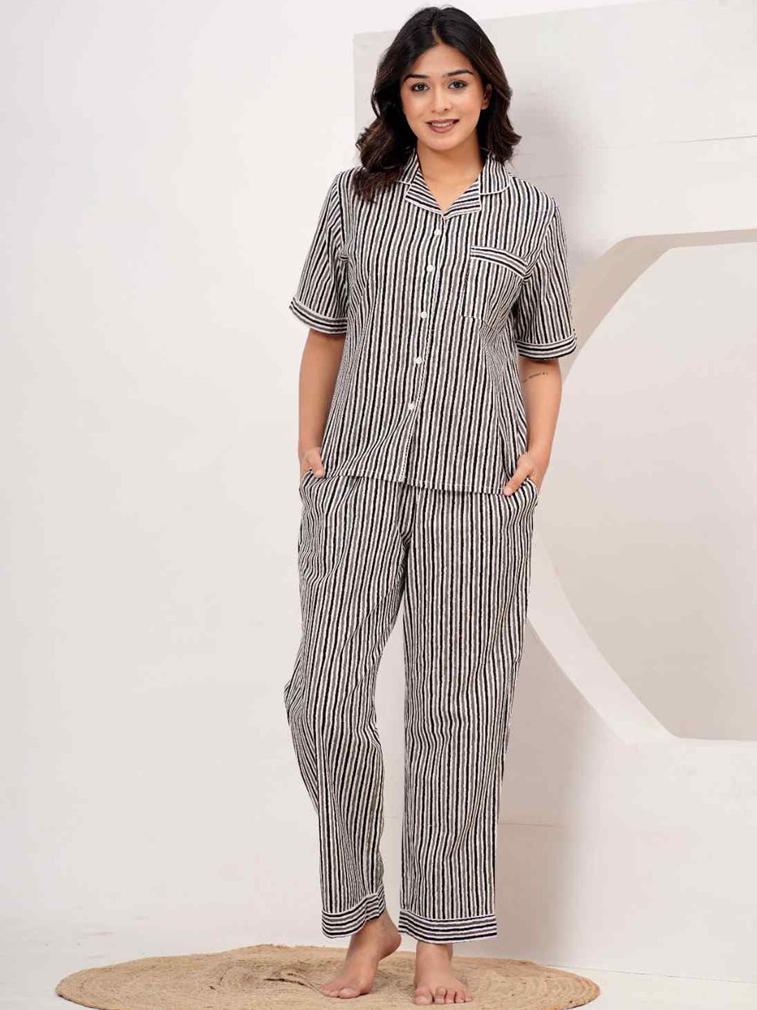 

ETC Women Striped Pure Cotton Night suit, Black