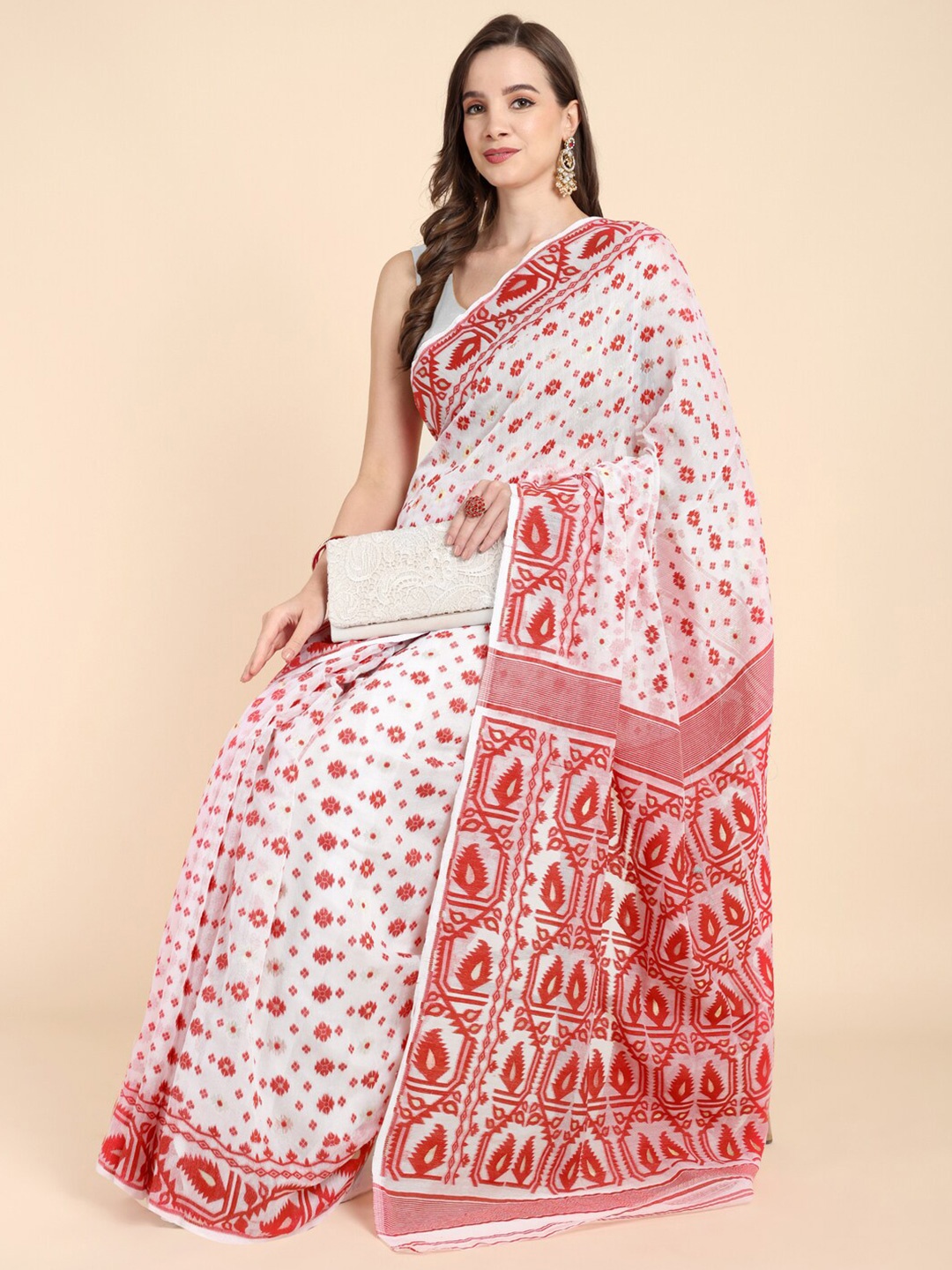

SLAGHA Woven Design Jamdani Saree, White