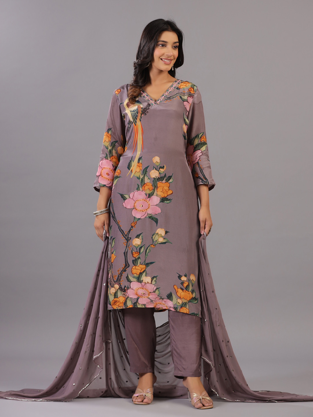 

Amchoor Floral Printed Embroidered Regular Kurta With Trousers & Dupatta, Grey