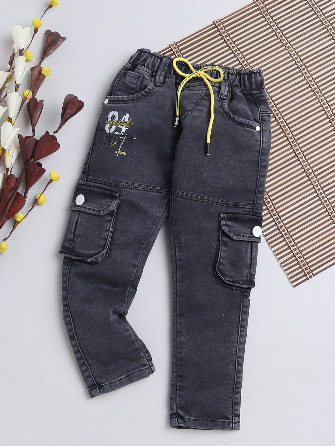 

BAESD Boys Comfort Light Fade Embroidered Stretchable Jeans, Charcoal