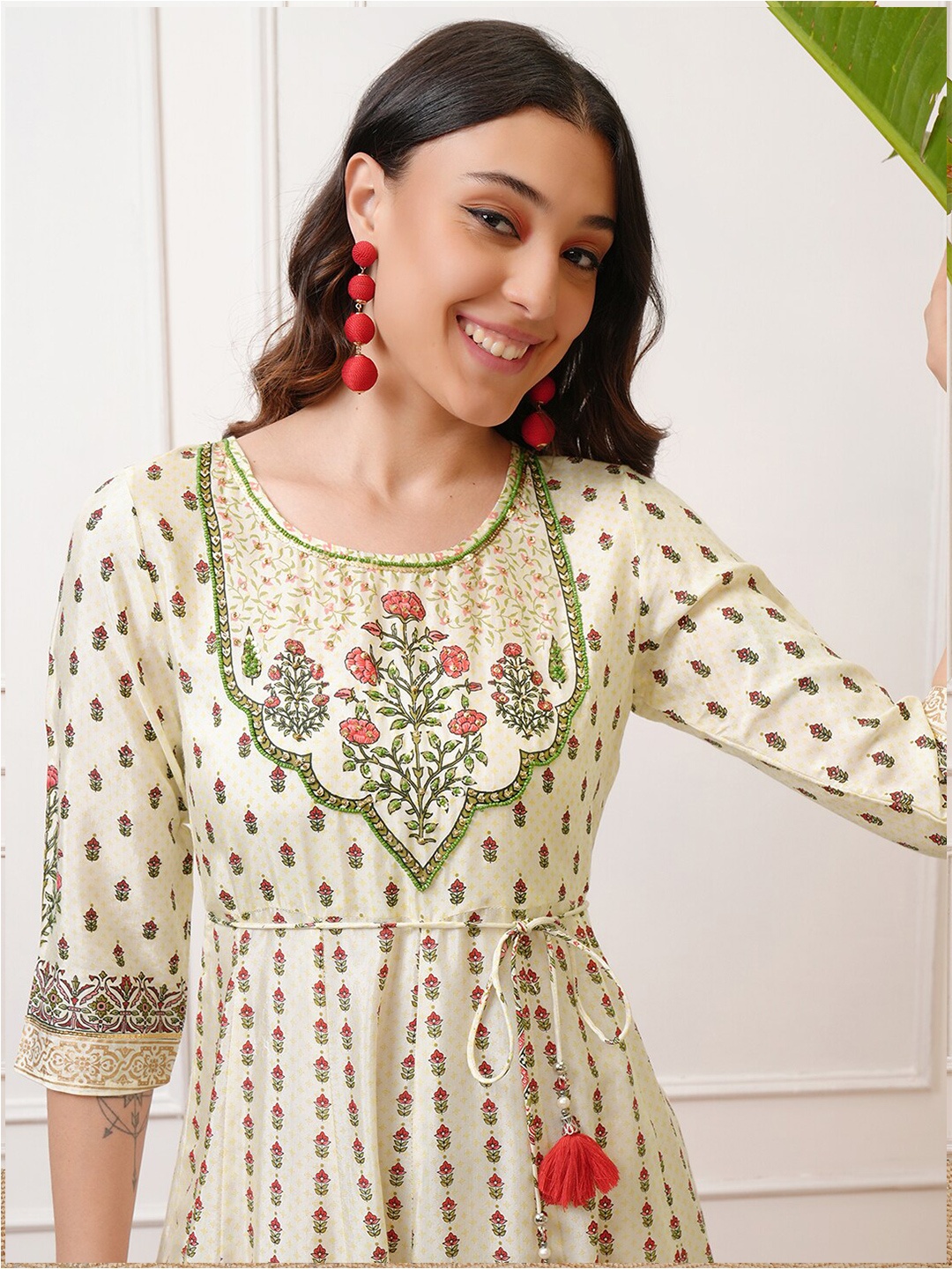 

Vishudh Ethnic Motifs Printed Maxi Dress, Peach