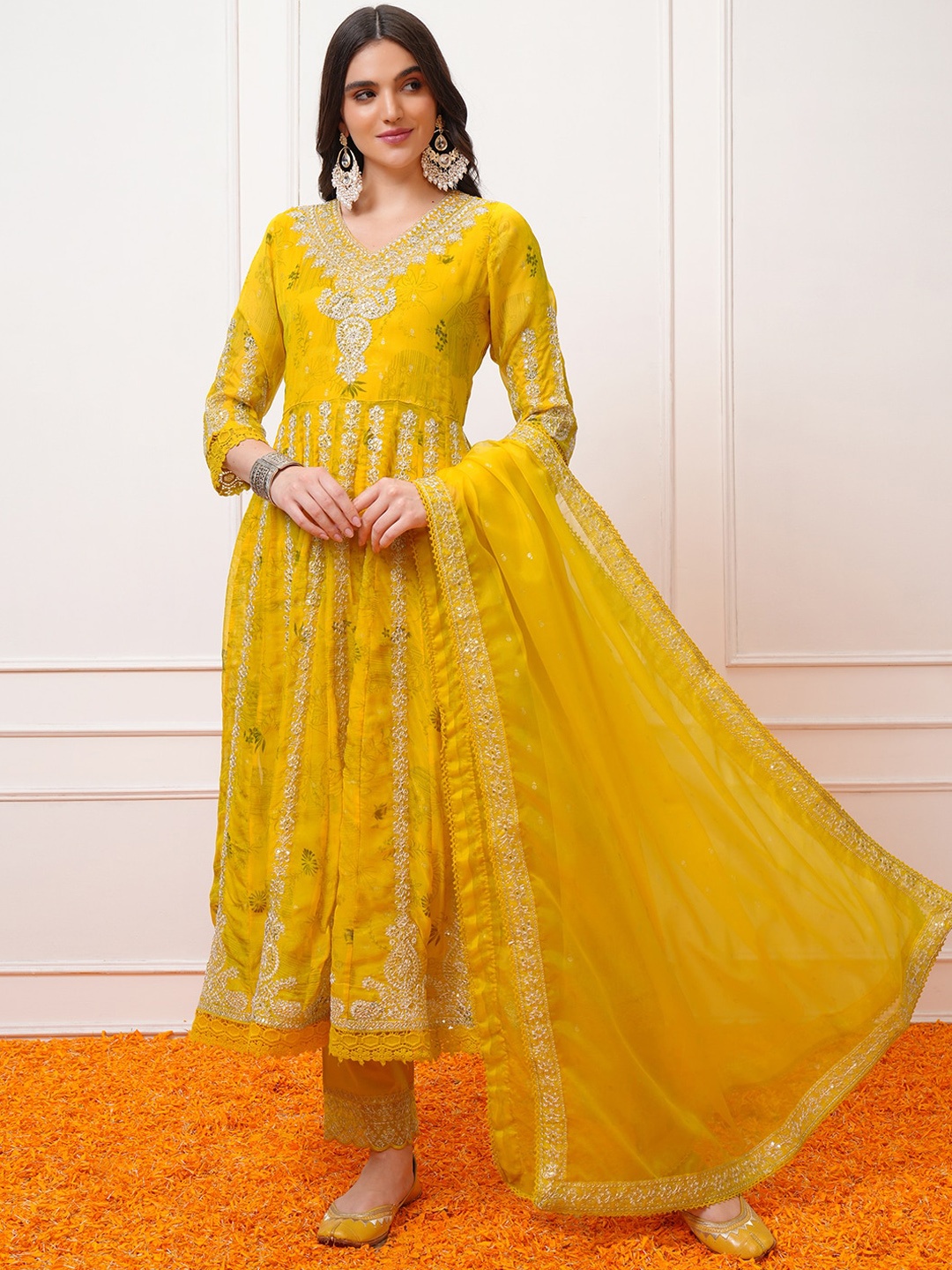 

Vishudh Ethnic Motifs Embroidered Regular Thread Work Kurta with Trousers & With Dupatta, Mustard