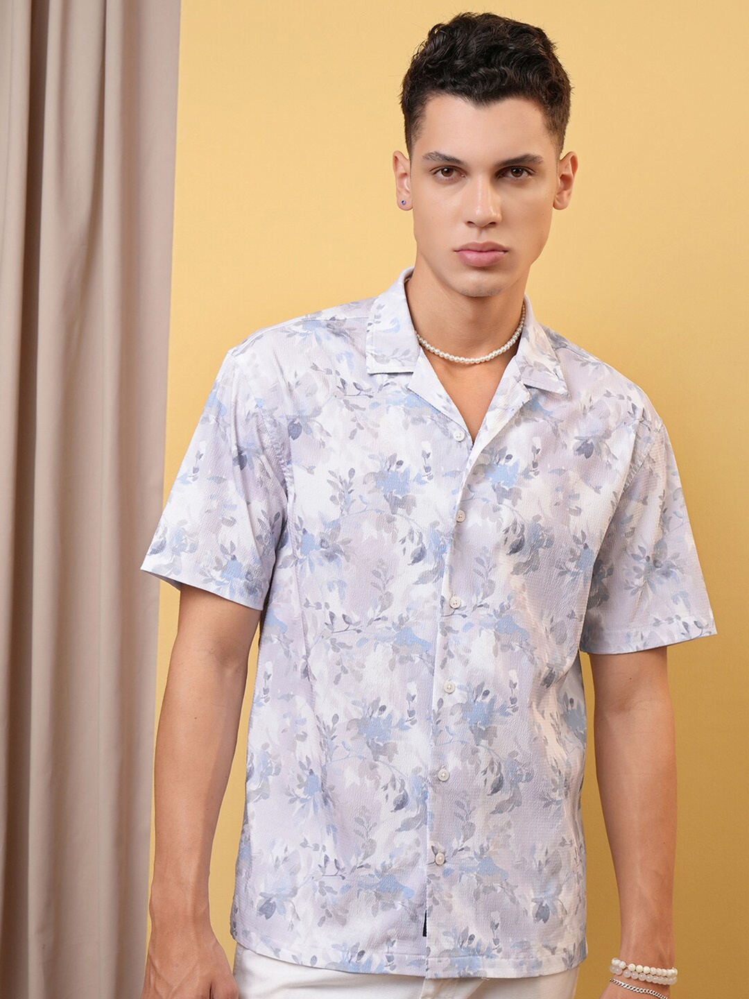 

LOCOMOTIVE Premium Floral Printed Cuban Collar Relaxed Shirt, White