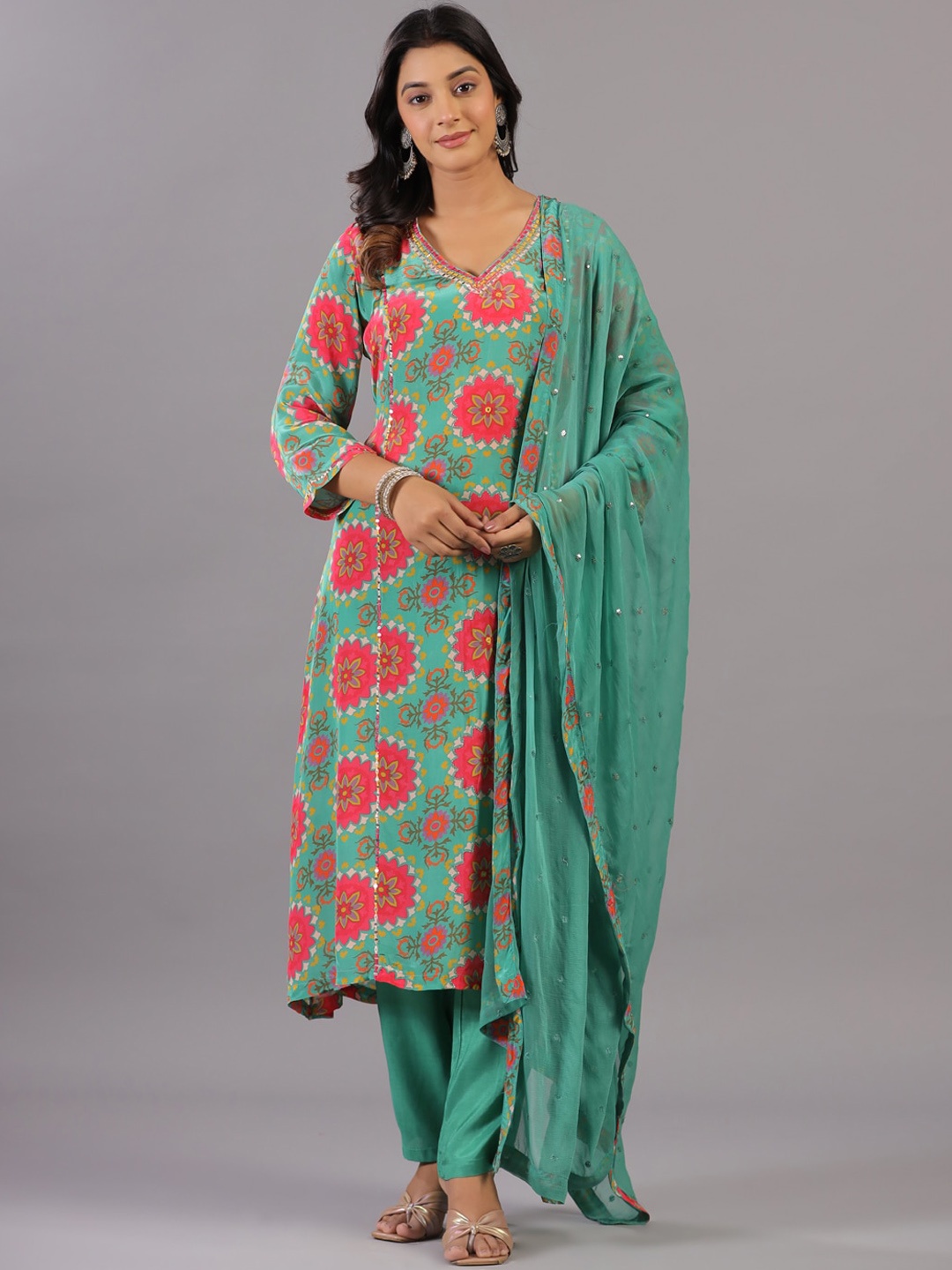 

Amchoor Floral Printed Mirror Work High-Low A-Line Kurta With Trousers & Dupatta, Green