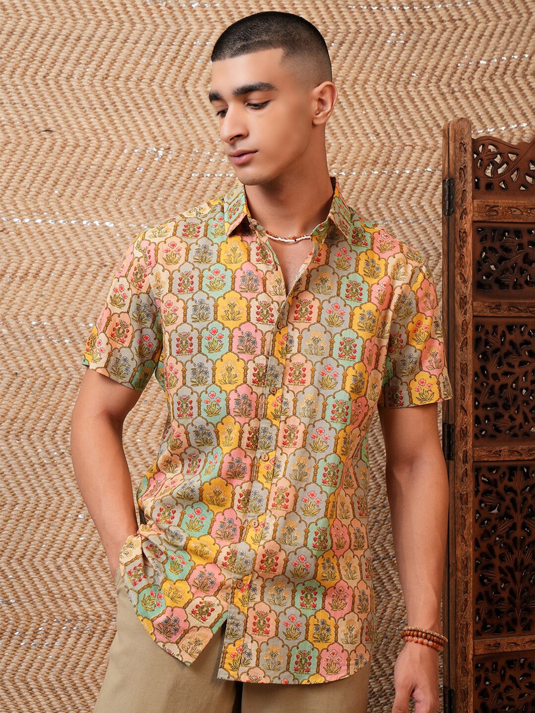 

HIGHLANDER Slim Fit Cotton Printed Casual Shirt, Mustard