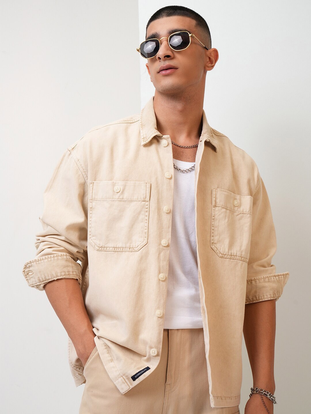 

HIGHLANDER Men Double Flap Pocket Denim Shirt, Beige