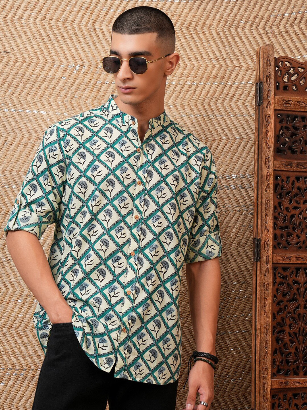 

HIGHLANDER Slim Fit Ethnic Motifs Printed Cotton Casual Shirt, Green