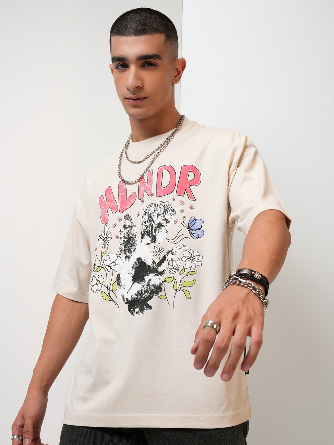

HIGHLANDER Graphic Printed Drop Shoulder Sleeves Relaxed Fit T-shirt, Cream
