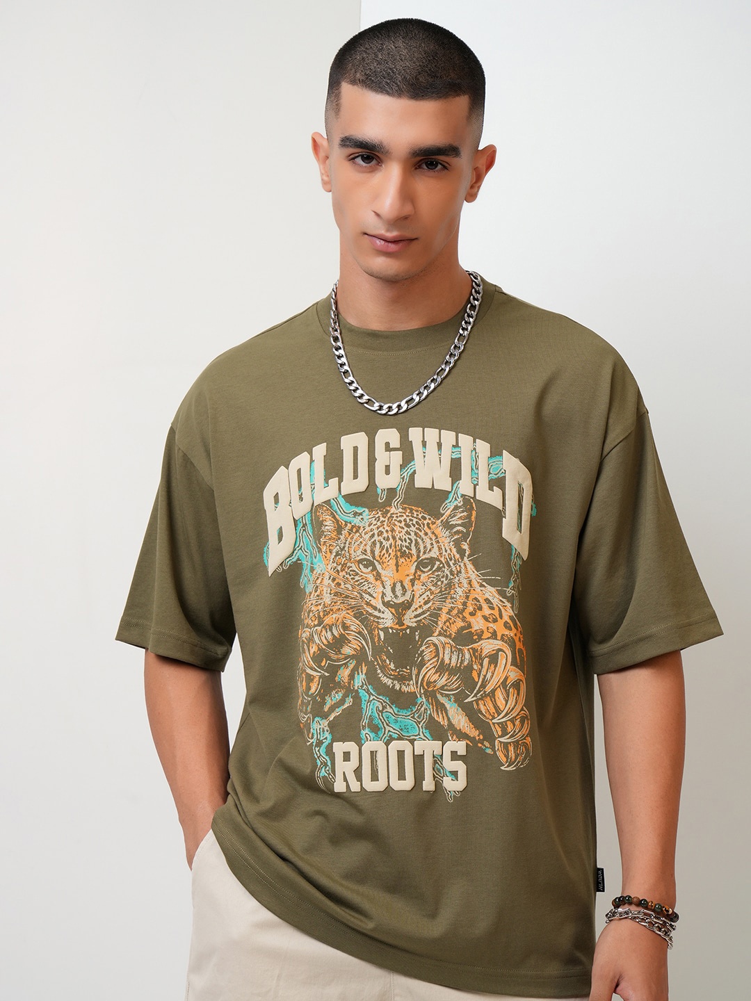 

HIGHLANDER Graphic Puff Printed Round Neck Oversized T-shirt, Olive