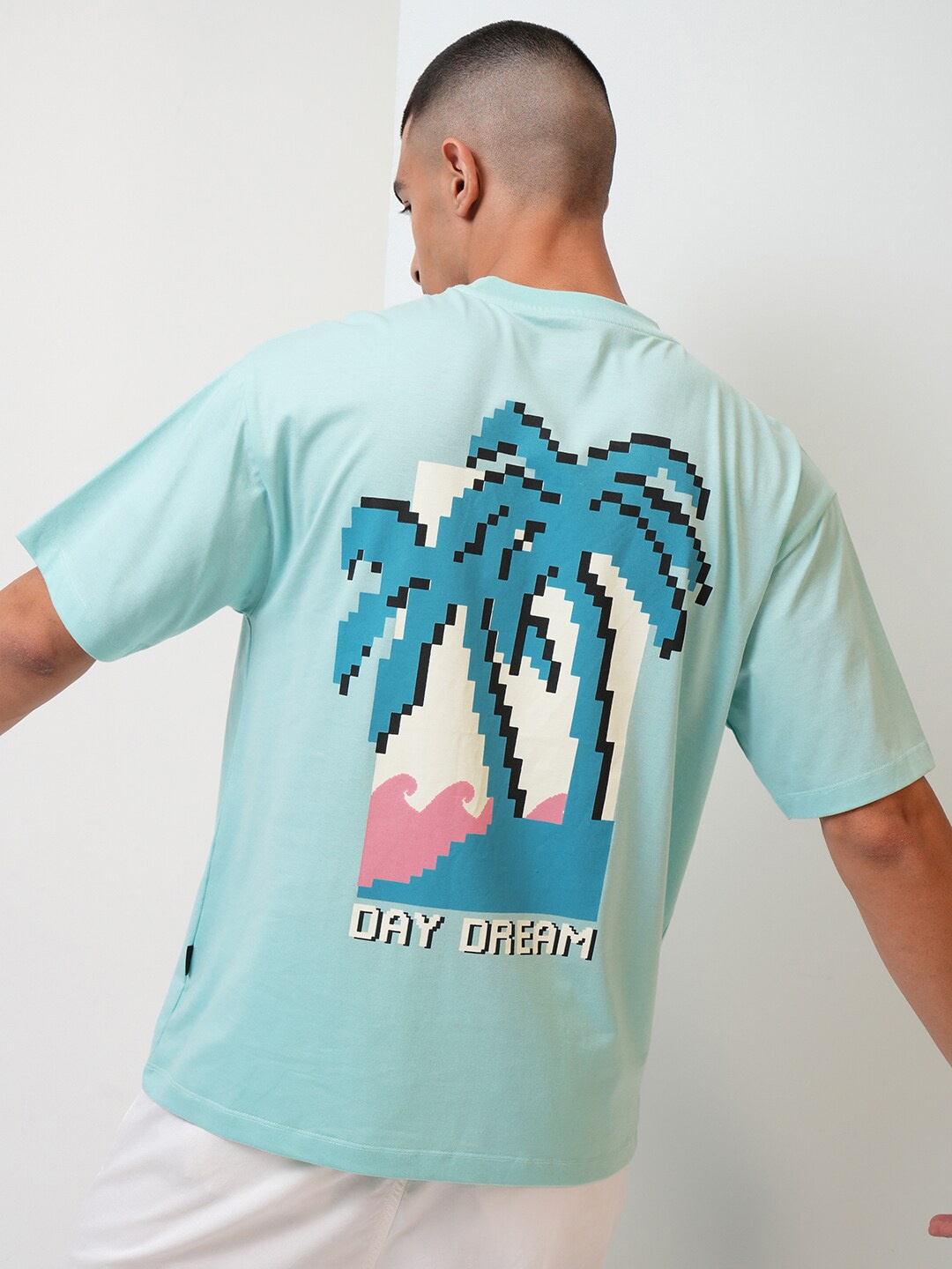 

HIGHLANDER Sea Green Graphic Printed Drop Shoulder Sleeves Relaxed Fit T-shirt