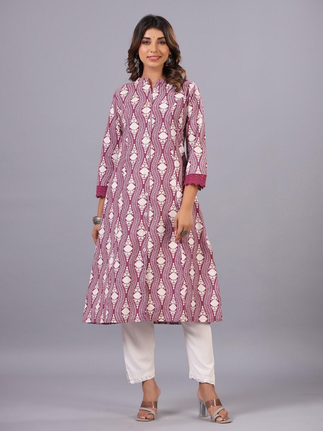 

Amchoor Floral Printed Pure Cotton A-Line Kurta, Purple