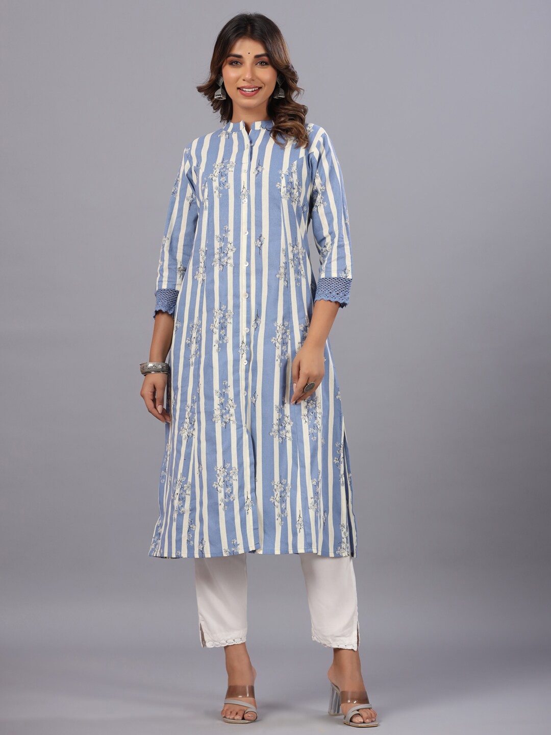 

Amchoor Striped Mandarin Collar A-Line Princess Cut Kurta, Blue