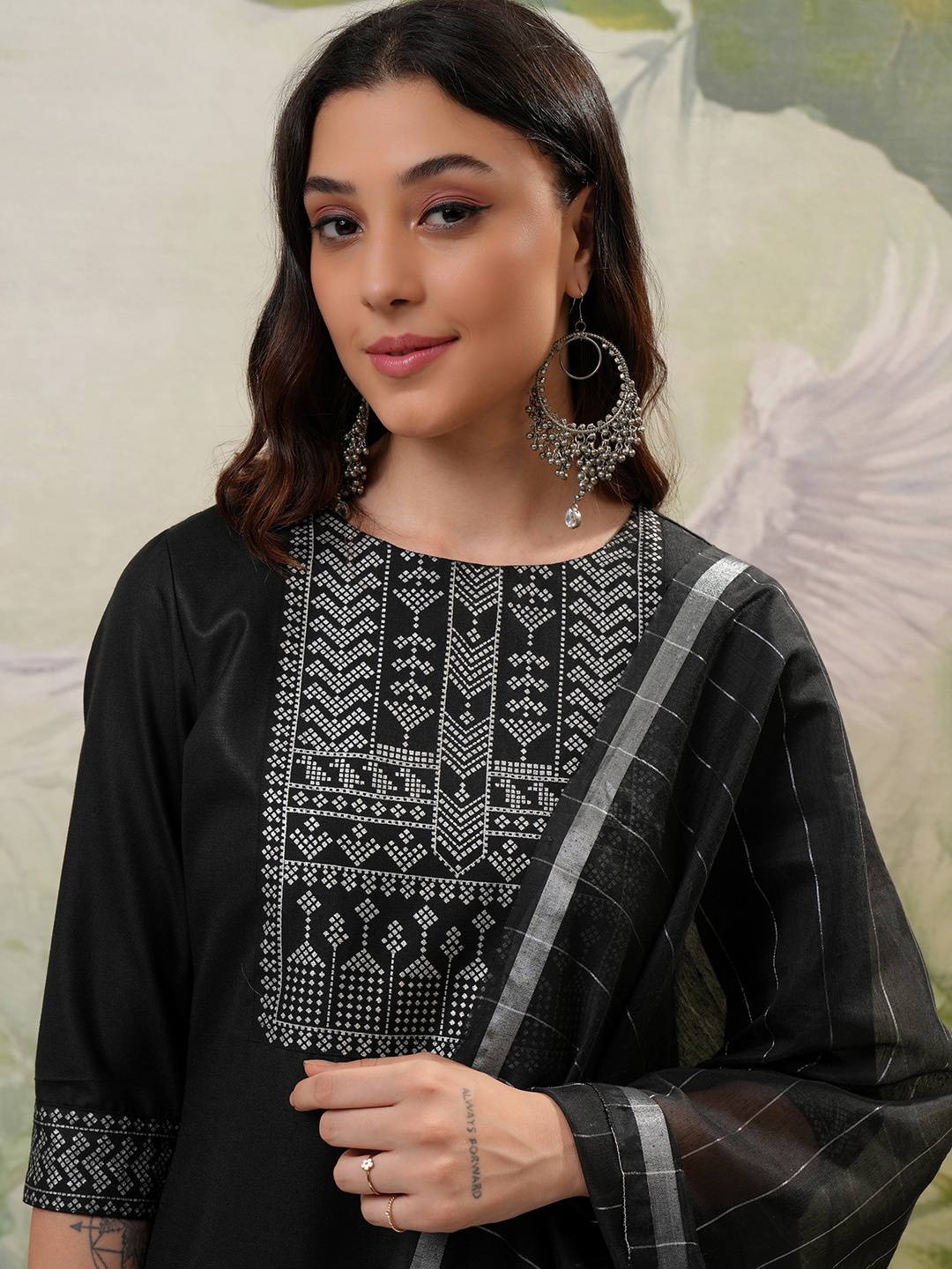 Vishudh Black Printed Regular Kurta with Trouser 