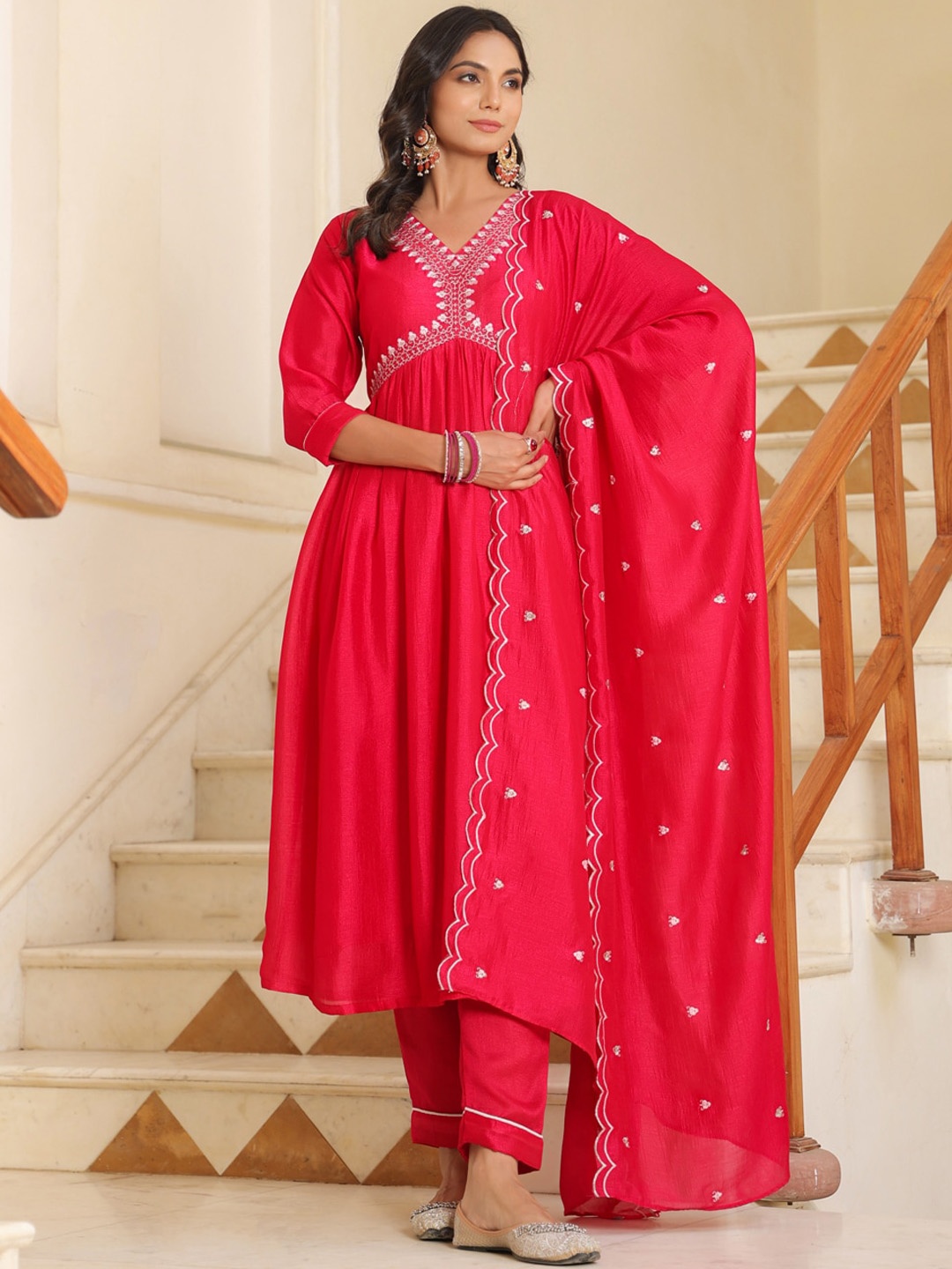 

KALINI Ethnic Motifs Embroidered Empire Thread Work Kurta with Trouser & Dupatta, Pink