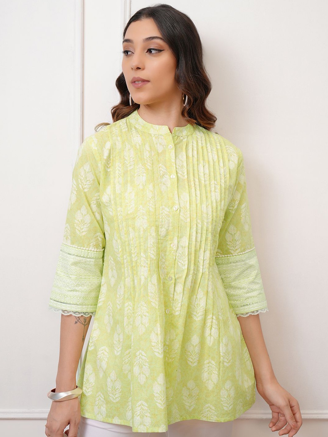 

Vishudh Floral Print Three-Quarter Sleeves Mandarin Collar Cotton Top, Lime green