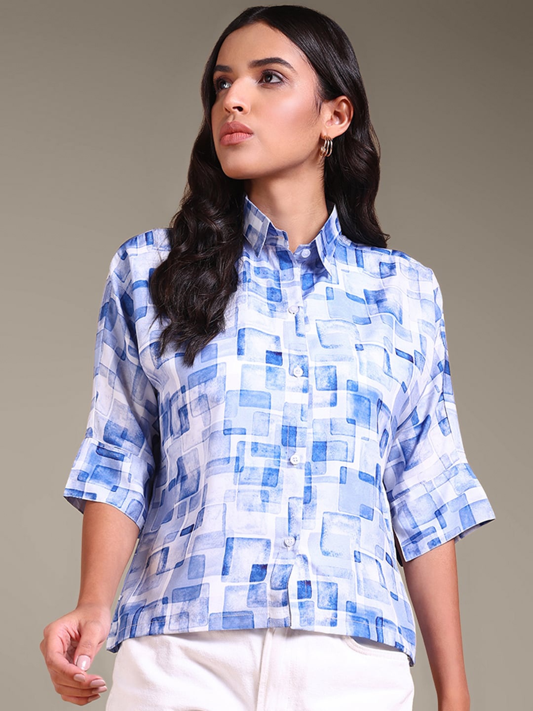 

The Roadster Lifestyle Co. Blue Printed Cotton Shirt Style Top