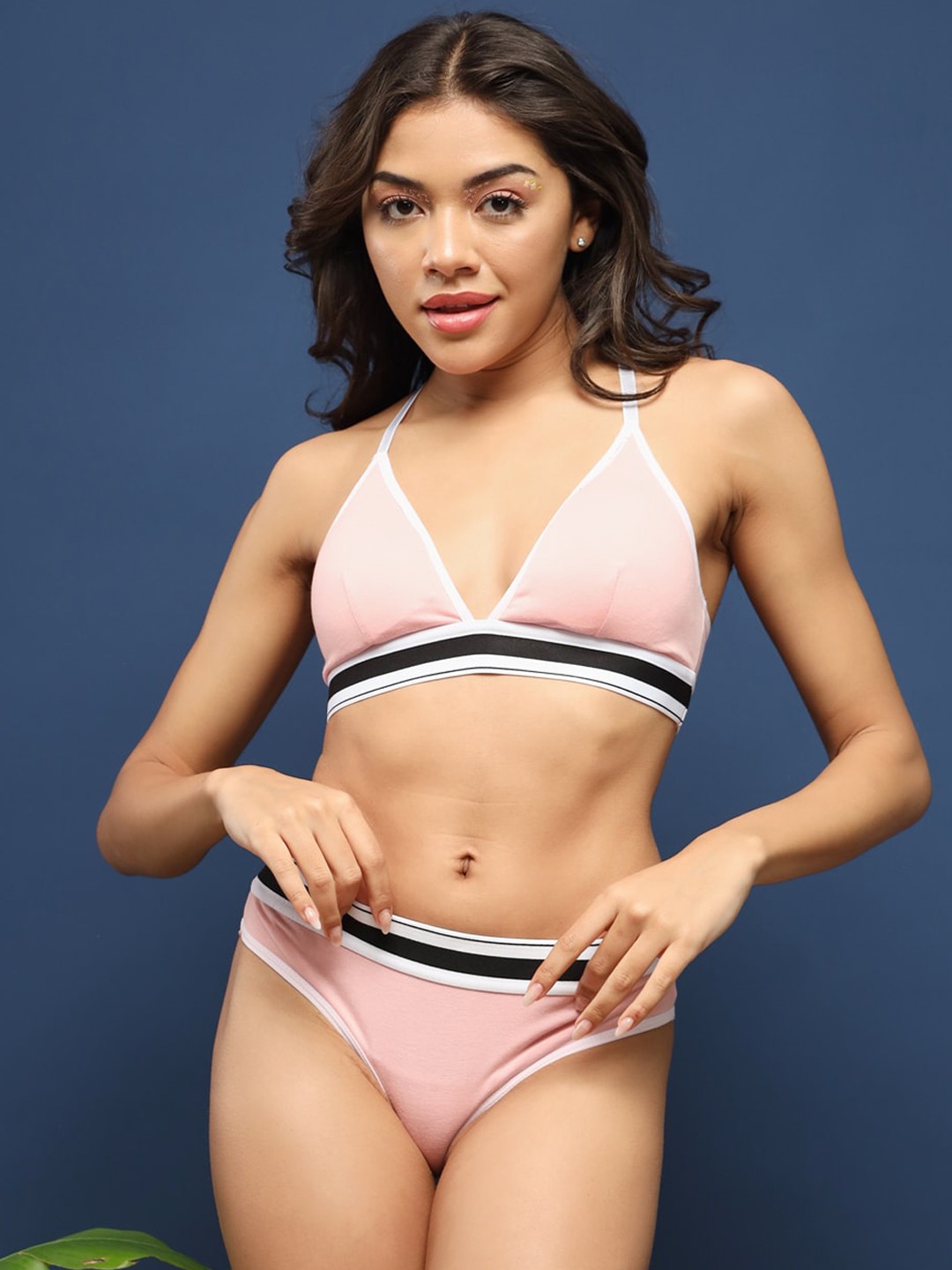 

ELTIRE Shoulder Strap Lingerie Set, White