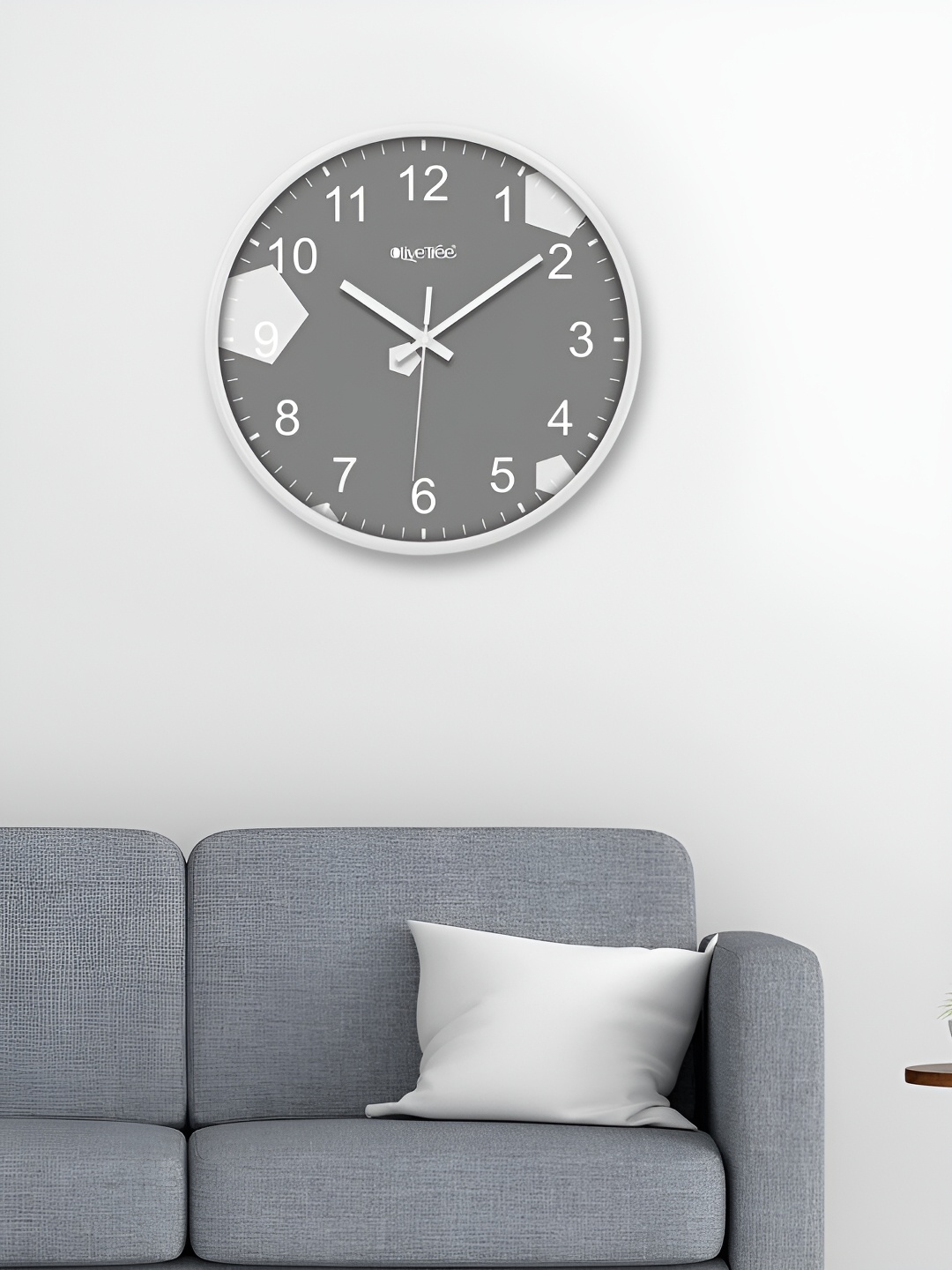 

OLIVE TREE White & Grey Printed Round Shaped Contemporary Analogue Wall Clock
