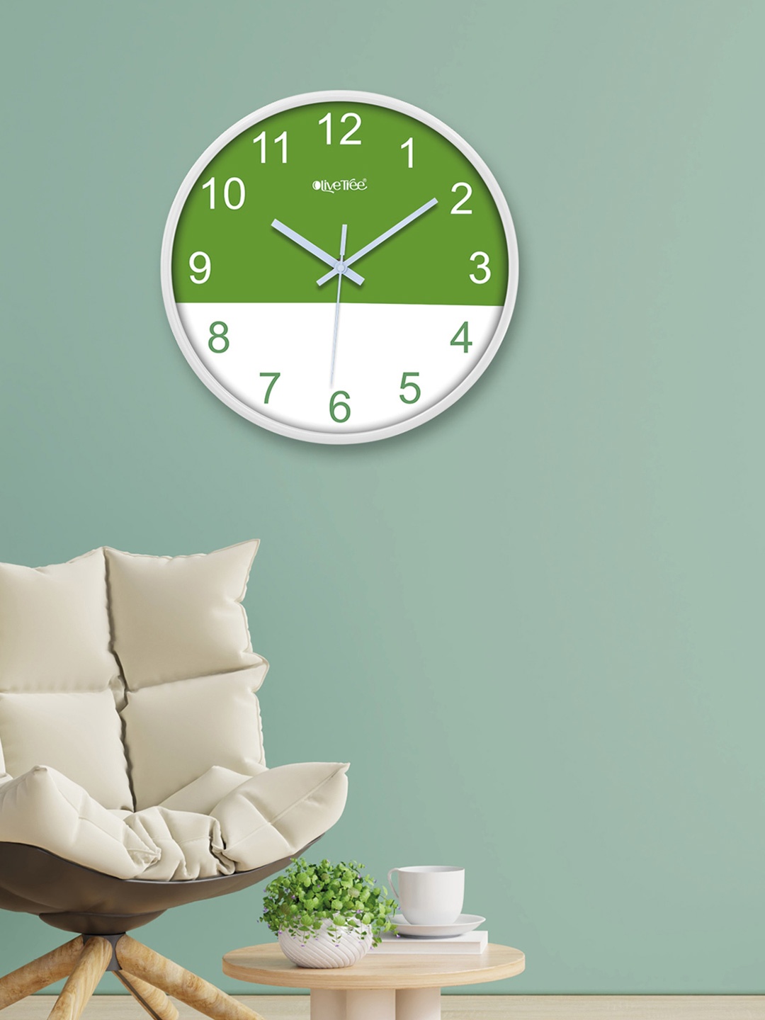 

OLIVE TREE White & Green Analogue Contemporary Round Wall Clock