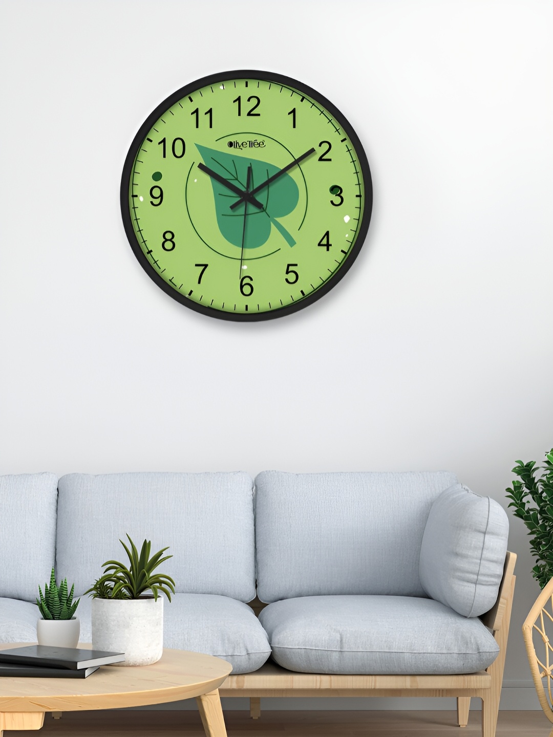 

OLIVE TREE Black & Green Printed Round Shaped Contemporary Analogue Wall Clock