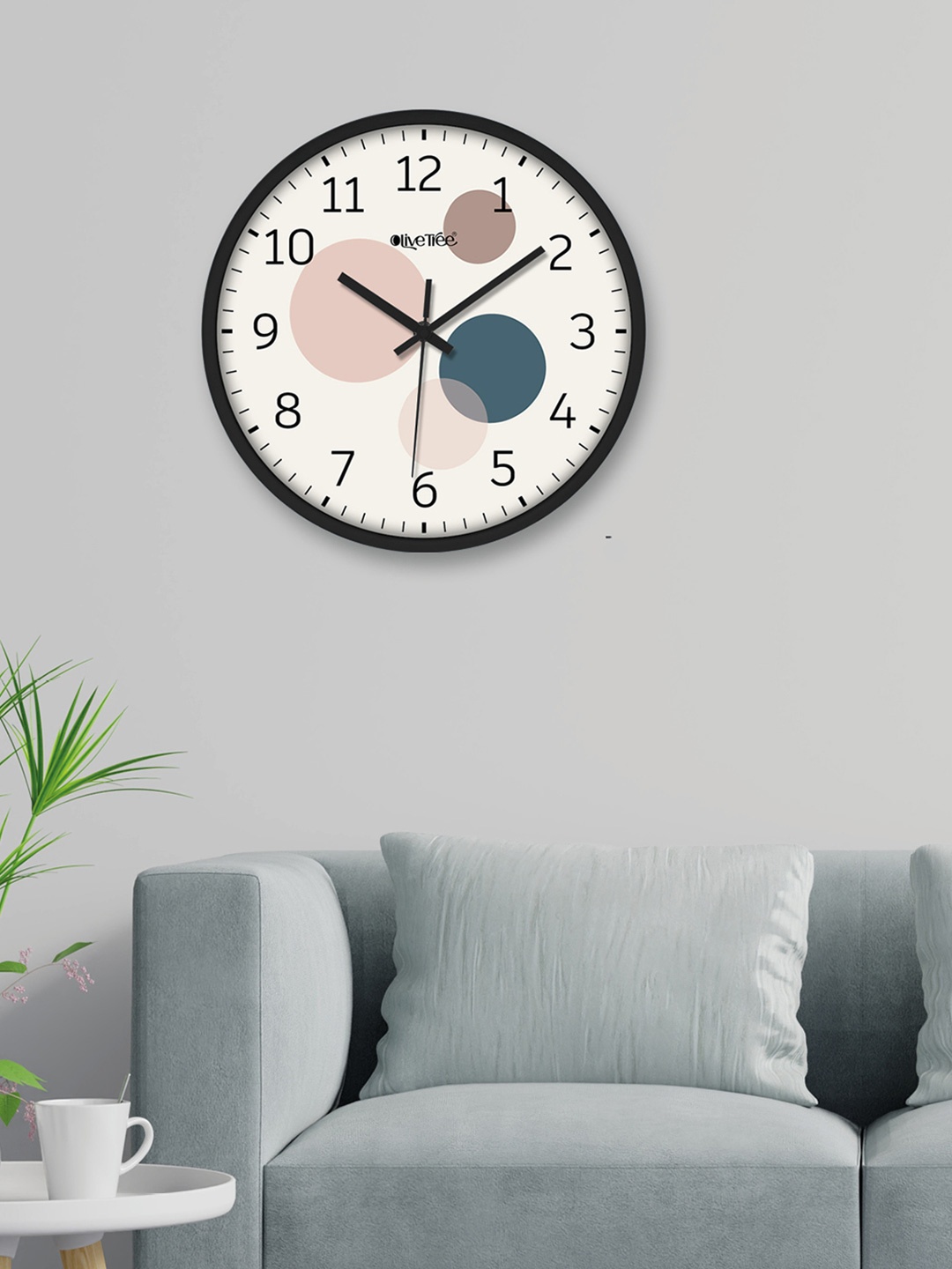 

OLIVE TREE Black & Off White Printed Analogue Contemporary Wall Clock