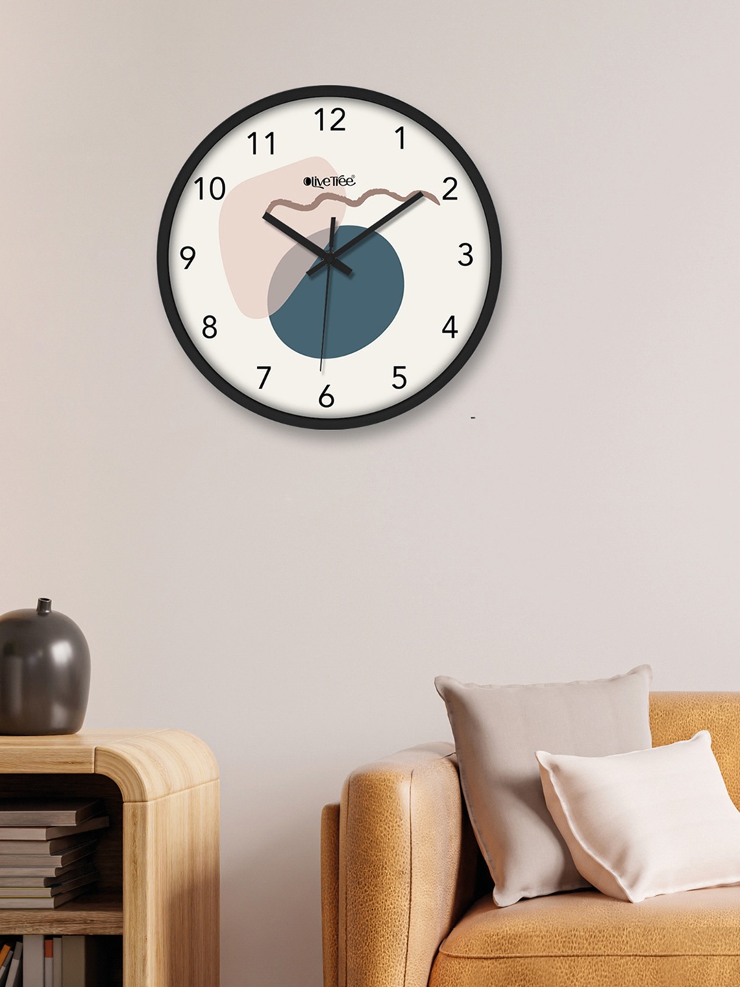 

OLIVE TREE Black & Off White Printed Analogue Round Contemporary Wall Clock