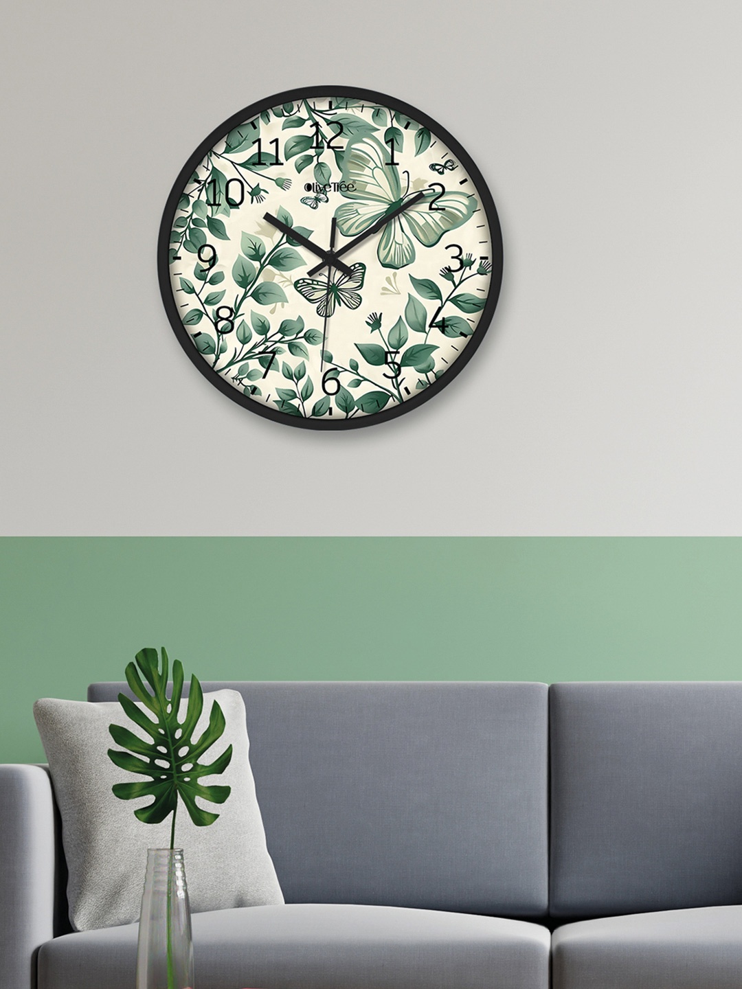 

OLIVE TREE Black & Green Printed Analogue Round Contemporary Wall Clock