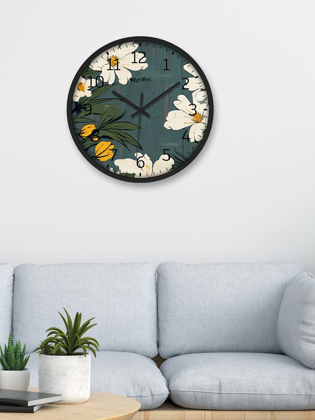 

OLIVE TREE Black & White Printed Analogue Contemporary Wall Clock