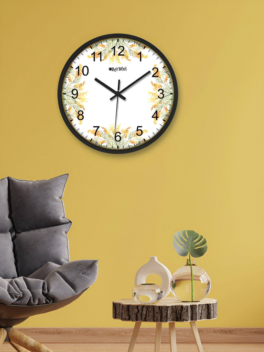 

OLIVE TREE Black & White Printed Round Shaped Contemporary Analogue Wall Clock