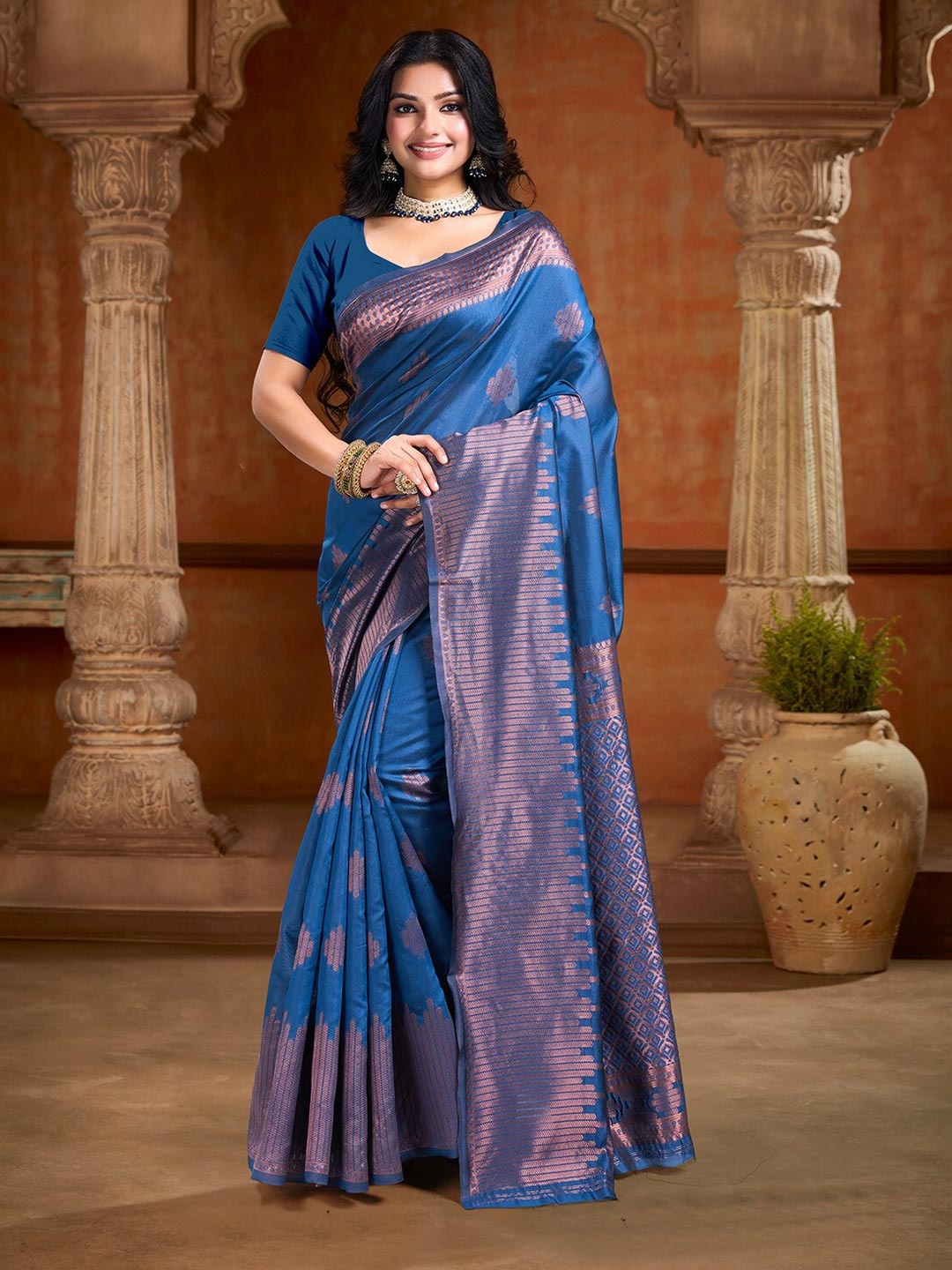 

DIVASTRI Ethnic Motifs Zari Art Silk Banarasi Saree, Blue