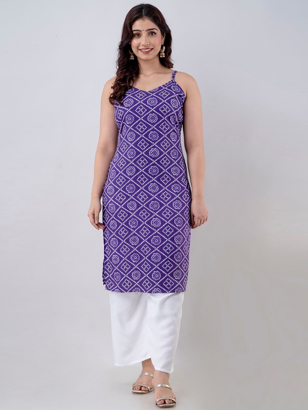 

TRENDSWILL Shoulder Straps Bandhani Printed Regular Straight Kurta with Palazzos, Blue