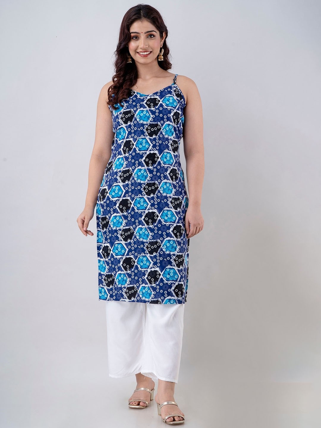 

TRENDSWILL Shoulder Straps Floral Printed Regular Straight Kurta with Palazzos, Blue