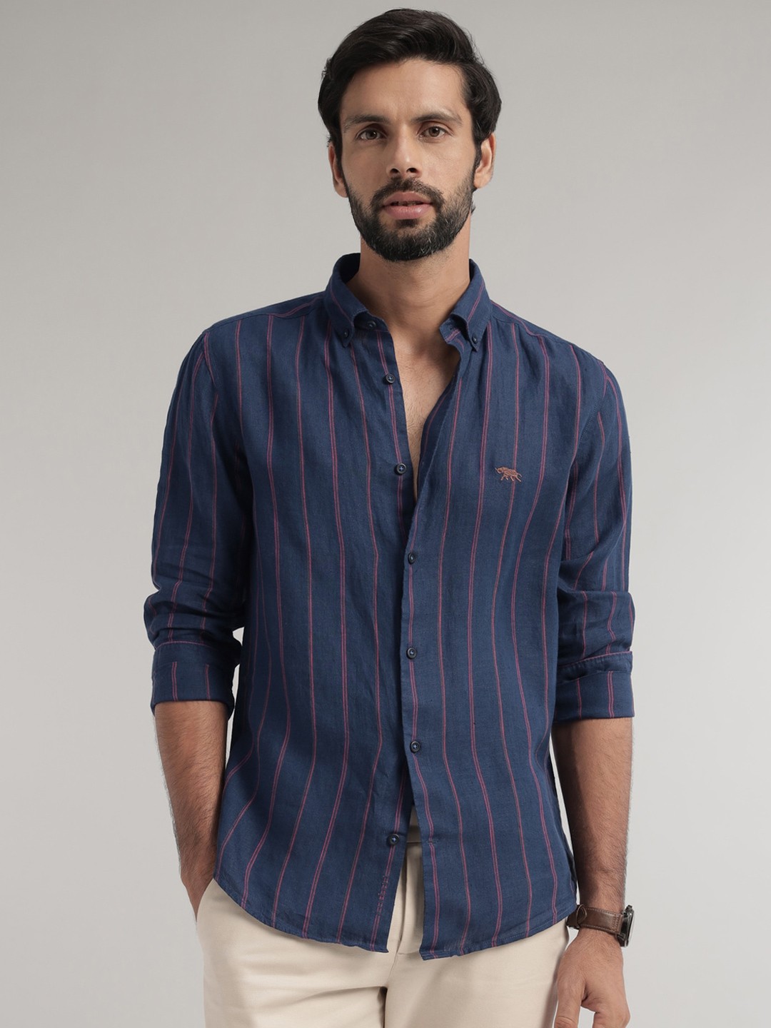 

Andamen Premium Slim Fit Vertical Striped Button-Down Collar Linen Casual Shirt, Blue