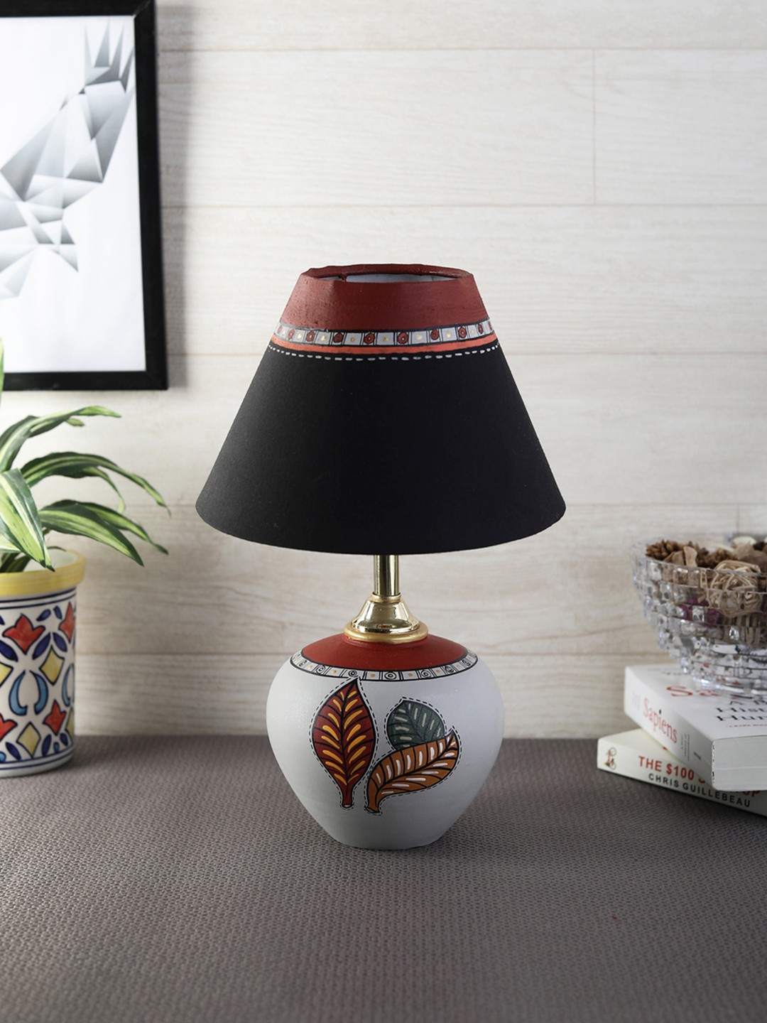

VarEesha Red Textured Terracotta Frustum Shaped Table Lamp