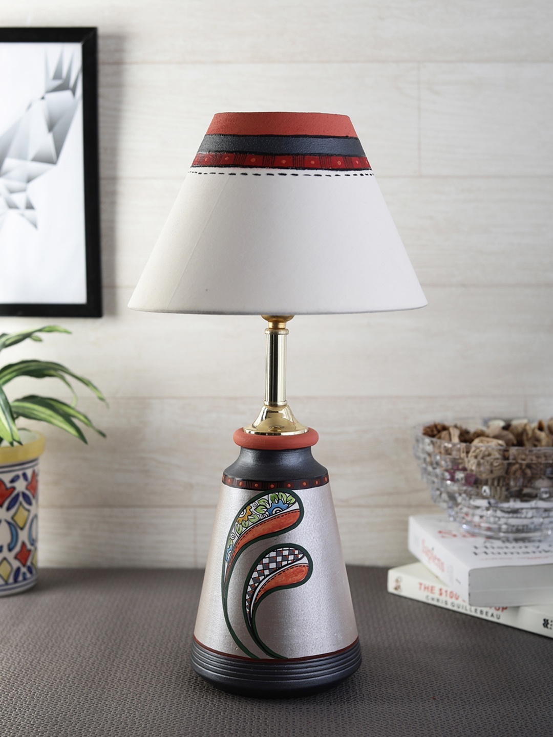 

VarEesha White Textured Terracotta Frustum Shaped Table Lamp
