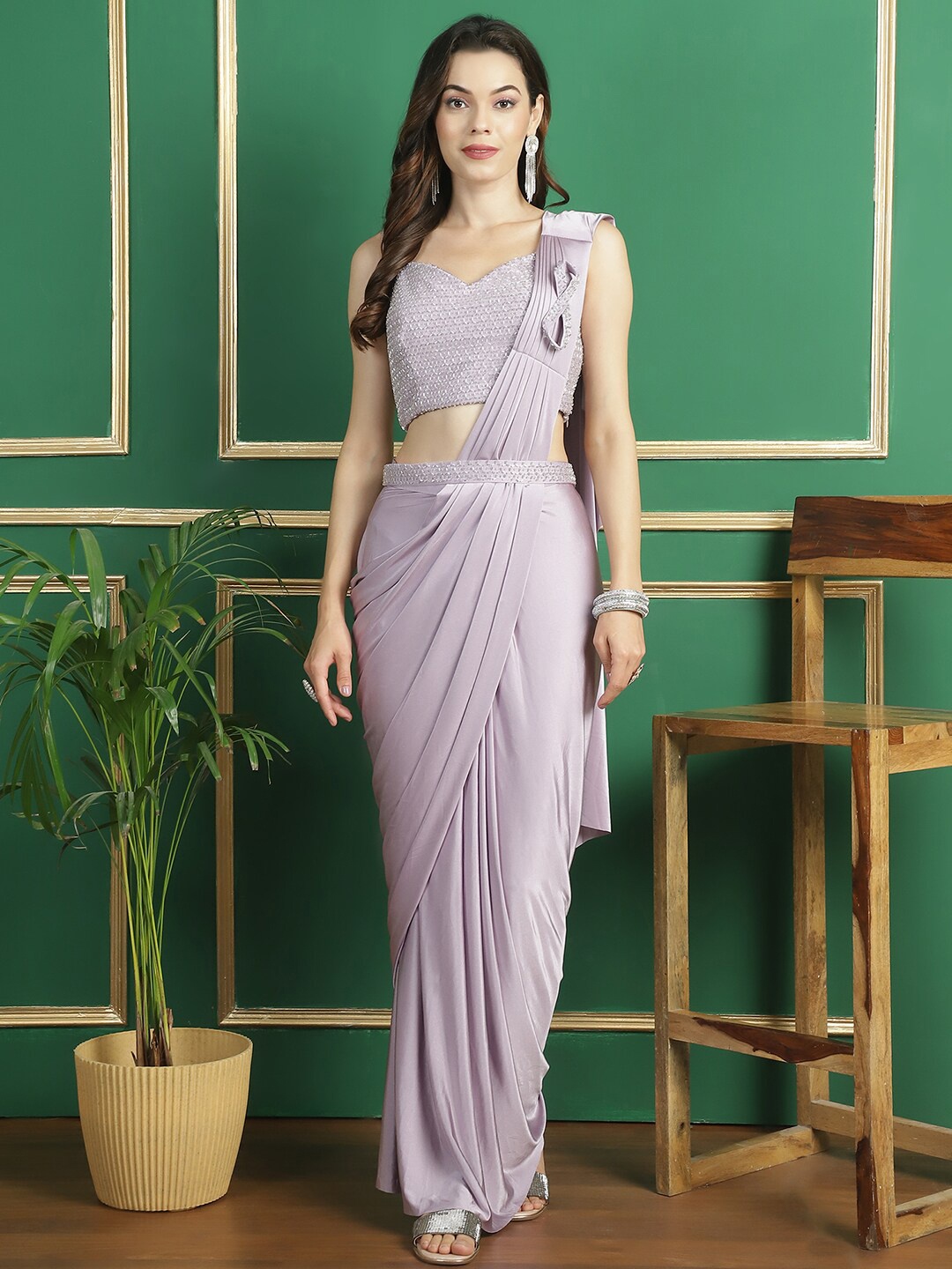 

Mitera Sequinned Ready to Wear Saree, Mauve