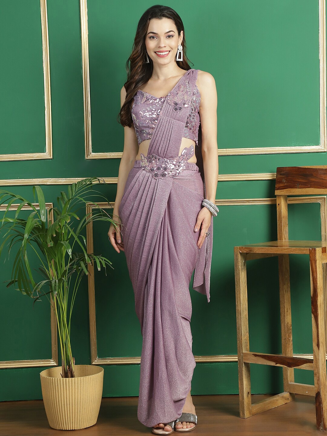 

Mitera Sequinned Ready to Wear Saree, Mauve