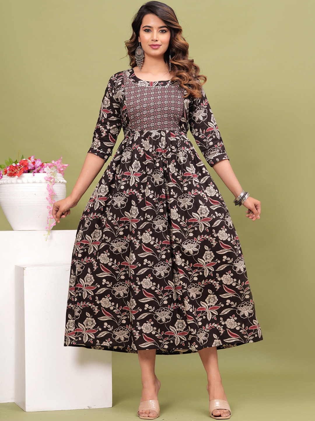 

NITVAN Floral Printed Maternity Anarkali Kurta, Black